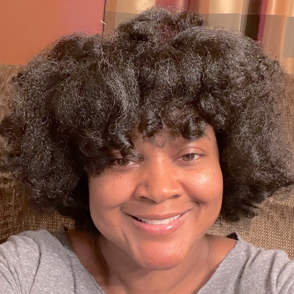 Meet your Posher, Ginger - Picture 2 of 3